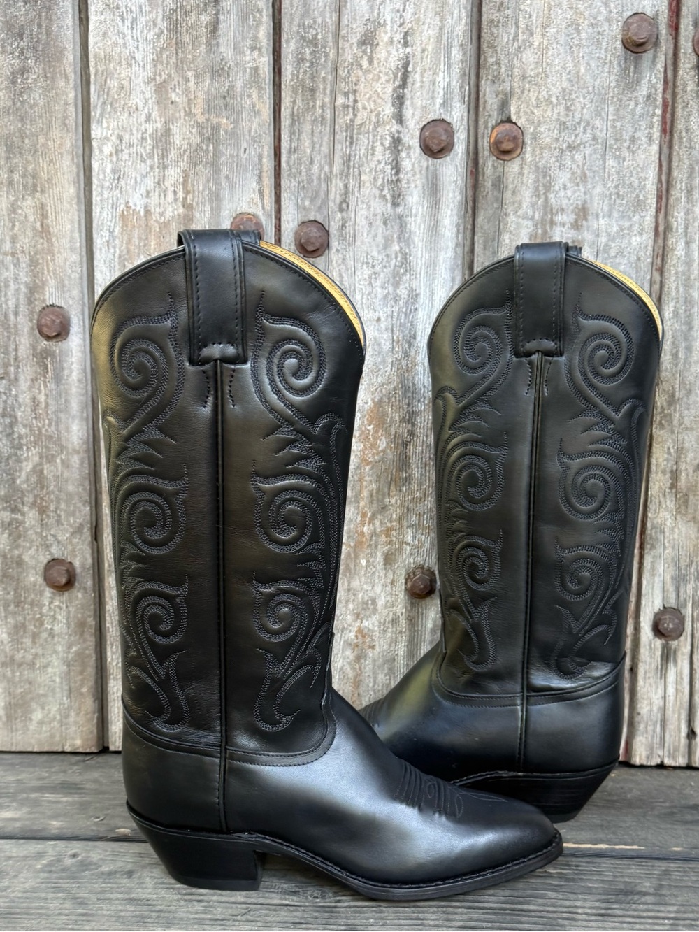 Vintage Tony Lama Black Women's Cowboy Boots Like New Condition